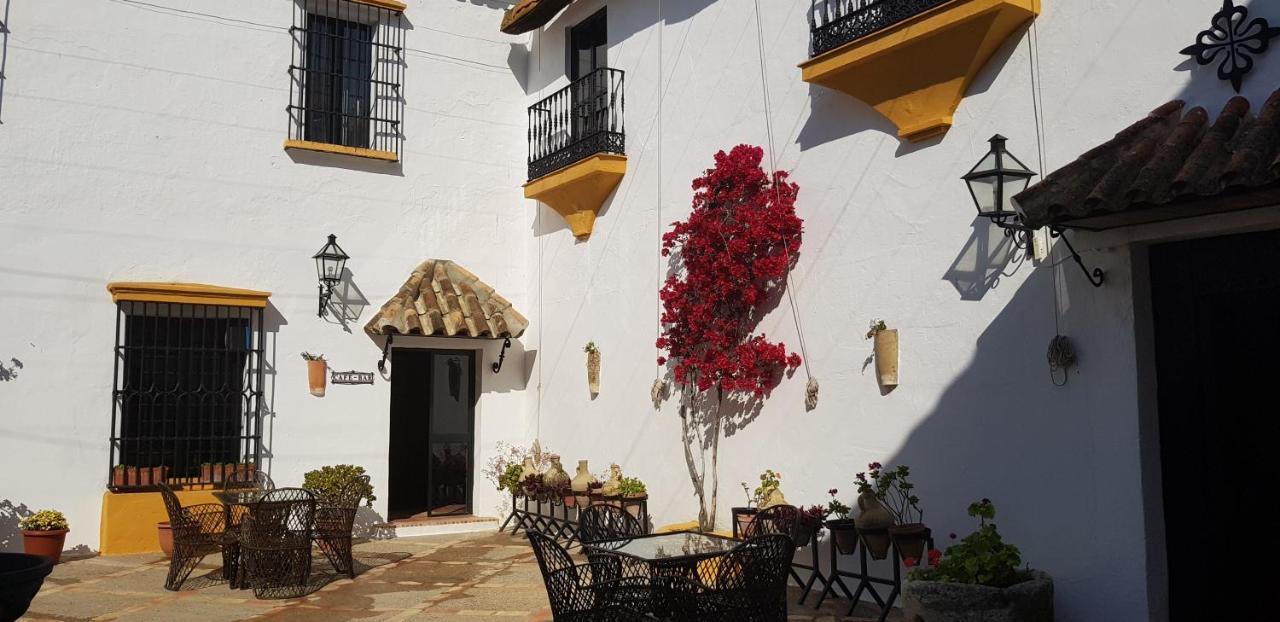 Hacienda El Santiscal Adults Only